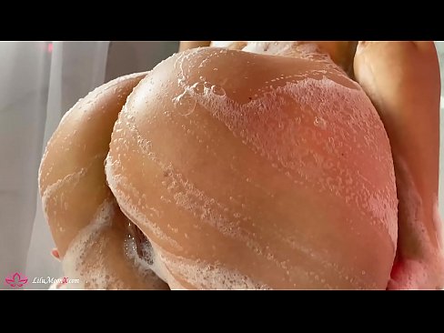 ❤️ Brunette Masturbates Pussy with Vibrator to Intense Orgasm in Shower វីដេអូសិច នៅពួកយើង
